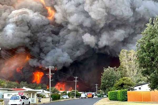 Infierno en Australia: cien incendios asolan el este del país | .::Agencia IP::.