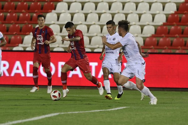 'Ojalá se pudiera poner seis o siete Sergio Díaz en el equipo'