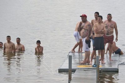 Sabaleros en la Costanera