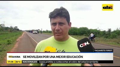 Se movilizan por una mejor educación en Yaguarete Forest - ABC Noticias - ABC Color