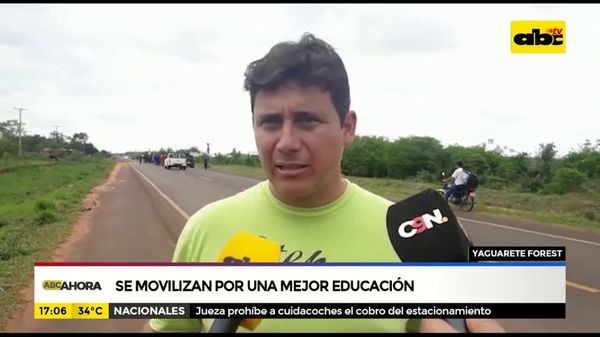 Se movilizan por una mejor educación en Yaguarete Forest - ABC Noticias - ABC Color