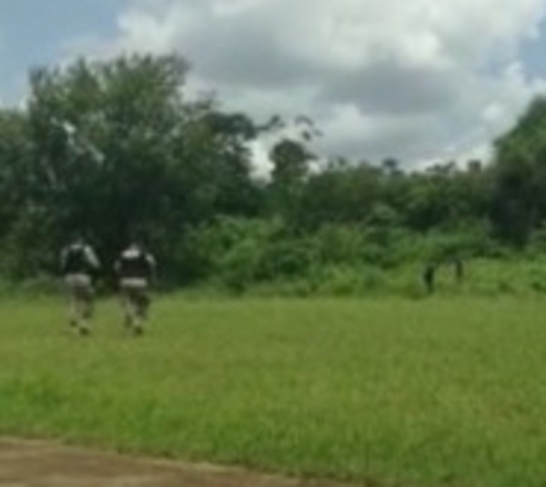 Balacera y fuga de reo en Encarnación - Paraguay.com