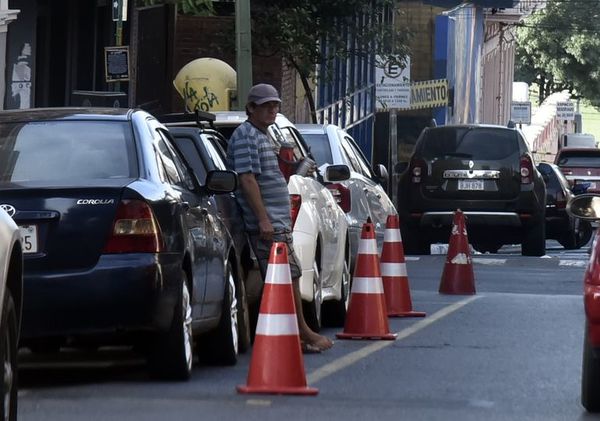 Policía indica cómo actuar ante presencia de cuidacoches en zona de la Nueva Olla - Nacionales - ABC Color
