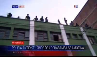 Bolivia: Policías se amotinan en Cochabamba | Noticias Paraguay