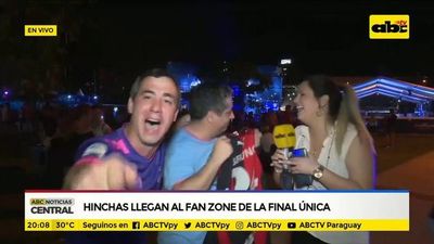 Hinchas llegan al Fan Zone de la final única - ABC Noticias - ABC Color