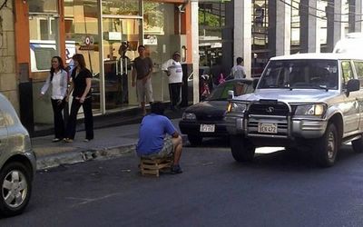 Jueza dicta prohibición para los cuidacoches