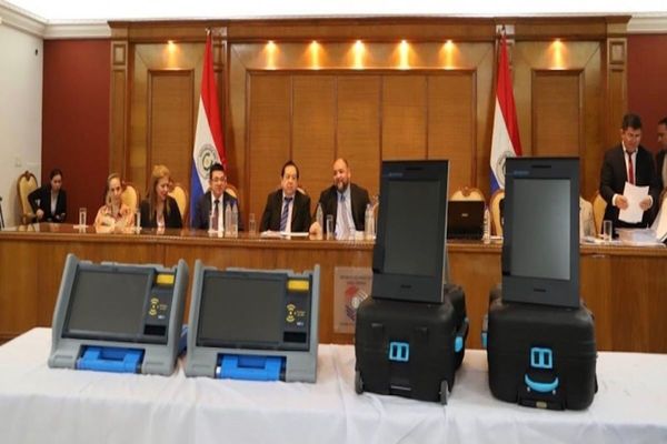 Afirman que elecciones se pueden realizar sin máquinas de votación