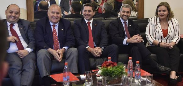 Marito pide al cartismo debate sobre propuestas con miras a municipales - Política - ABC Color