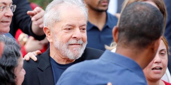 El expresidente Lula, en libertad 580 días después de entrar en prisión - .::RADIO NACIONAL::.