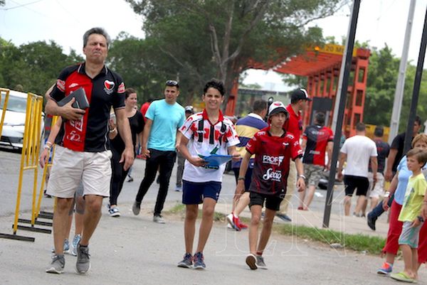 Cerca de 31.000 hinchas ya ingresaron al país