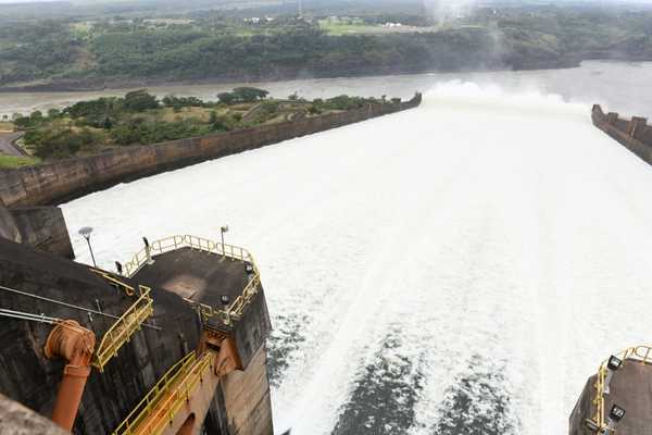 El Ejecutivo nombra a Eduardo Viedma como nuevo consejero de la Itaipu | .::Agencia IP::.