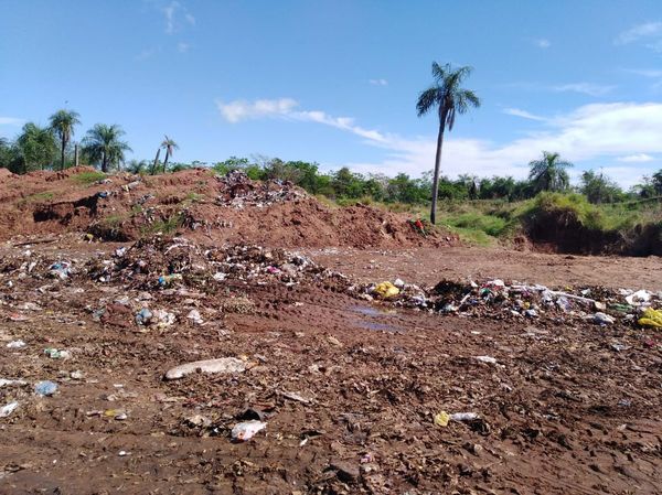 Intendente de Yaguarón se expone a 5 años de cárcel por quema de basura