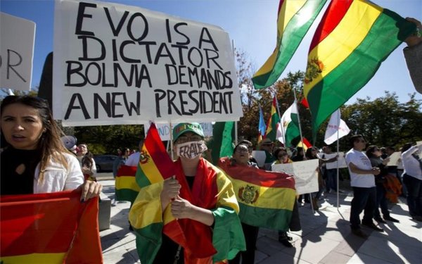Bolivianos exigen renuncia de Evo Morales » Ñanduti