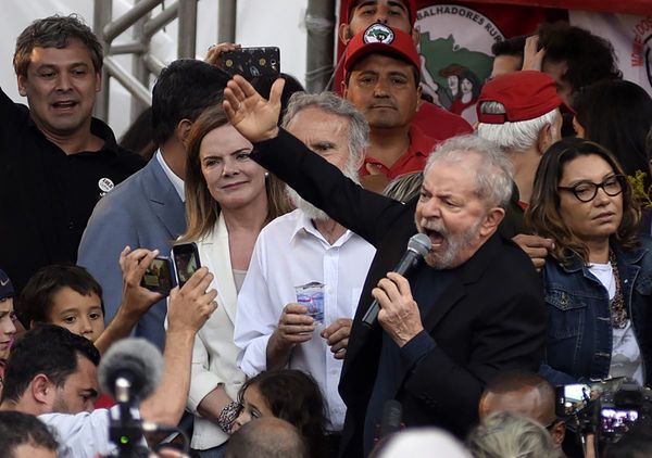 Lula congrega a sus fieles para denunciar la “locura” del gobierno Bolsonaro