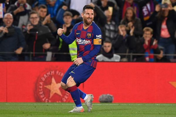 Messi decide con un triplete a balón parado - Fútbol - ABC Color