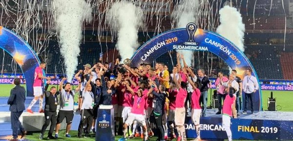 Independiente del Valle alcanza la gloria | Noticias Paraguay