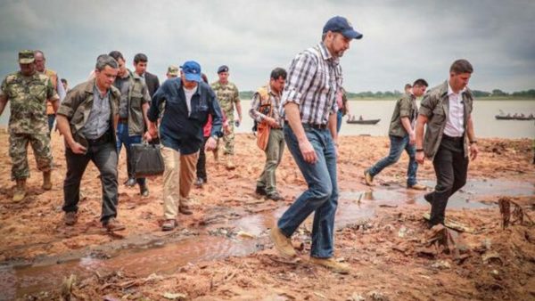 Abdo feliz por limpieza de cauces,  pero sigue sin limpiar su entorno político