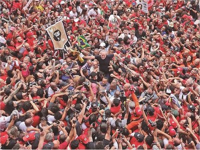 Lula y Bolsonaro alistan fuerzas para un duelo por el destino de Brasil