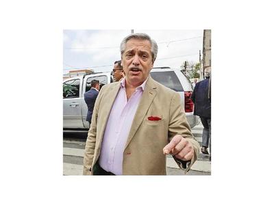 Fernández habló con Macron sobre problemas de América