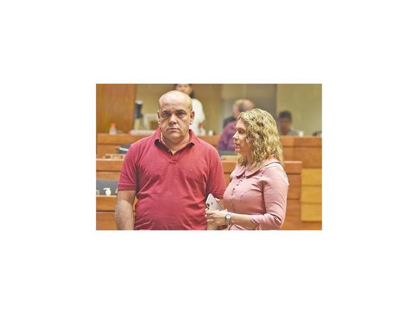 Instituciones  no responden sobre el personal de blanco
