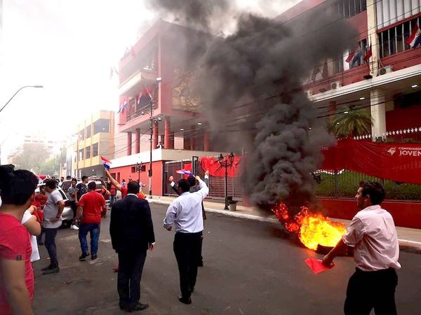 Apoderado afirma que elecciones juveniles de la ANR están en riesgo