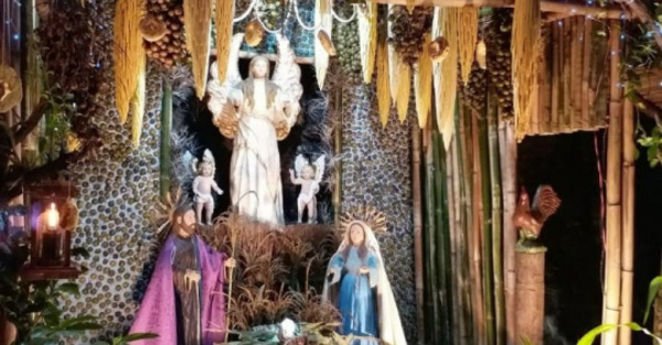 El barrio colabora con el pesebre más grande