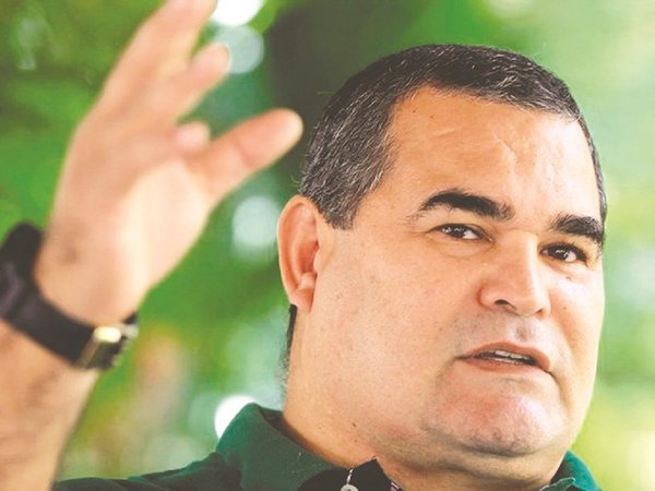 Chilavert cuestionó fuerte a Pipino Cuevas