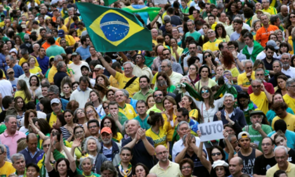 Miles de brasileños rechazan liberación del expresidente Lula » Ñanduti