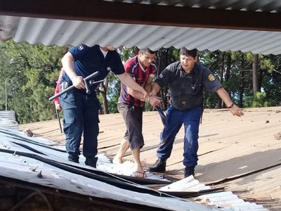 Aprovecha temporal para fugarse del penal de CDE