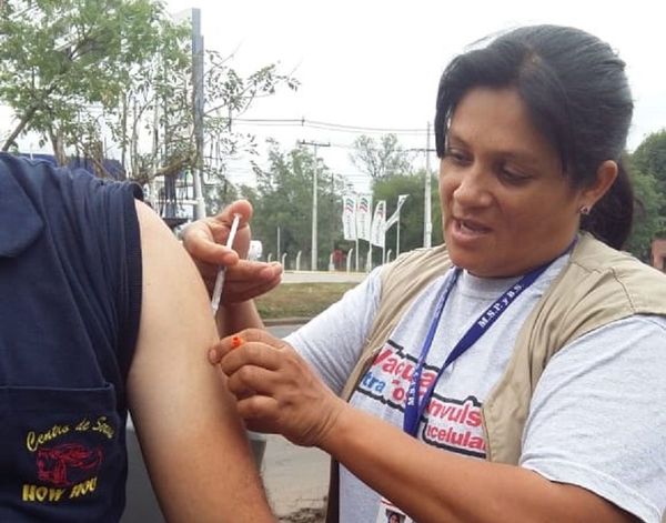 Salud se prepara para recibir a turistas en final de fútbol de playa