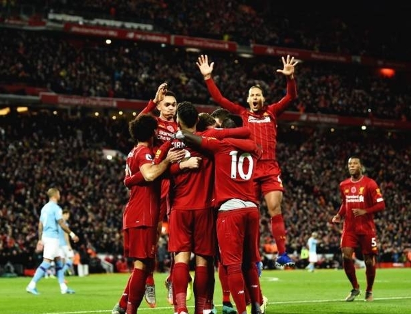 HOY / El Liverpool arrolla al Manchester City