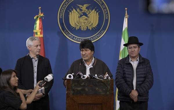 Evo Morales renuncia y acusa golpe de Estado