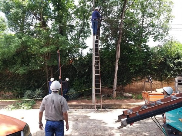 ANDE restablece todas las líneas que fueron afectadas por temporal