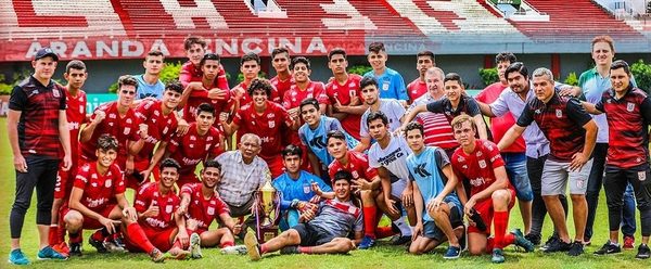 3 de Febrero se alza con el título en Sub 17