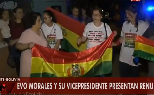 Bolivianos están en vigilia en embajada