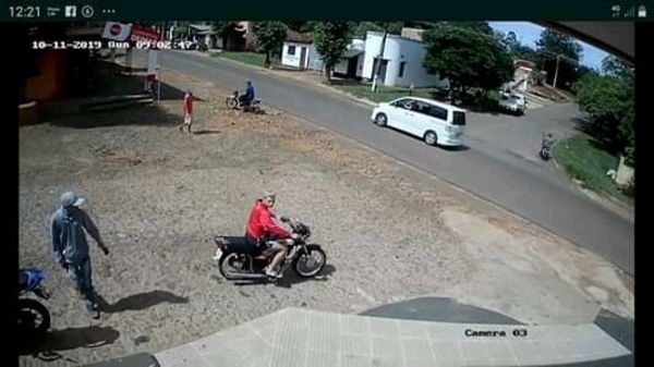 Víctimas logran recuperar motocicleta hurtada en Piribebuy - Nacionales - ABC Color