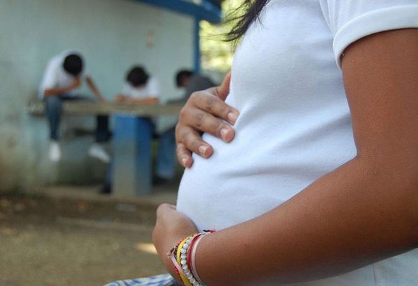 Informe busca dimensionar consecuencias de embarazo adolescente en Paraguay