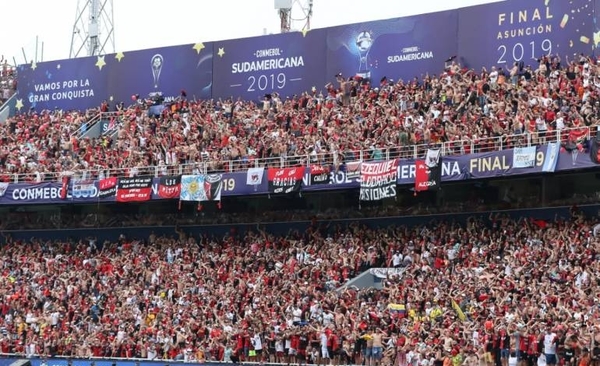 HOY / Hoteleros felices y con bolsillos llenos tras la final de la Sudamericana en Asunción