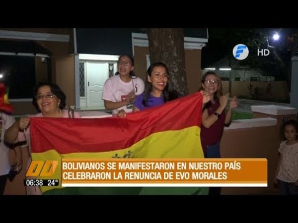 Bolivianos residentes en nuestro país celebran la renuncia de Evo