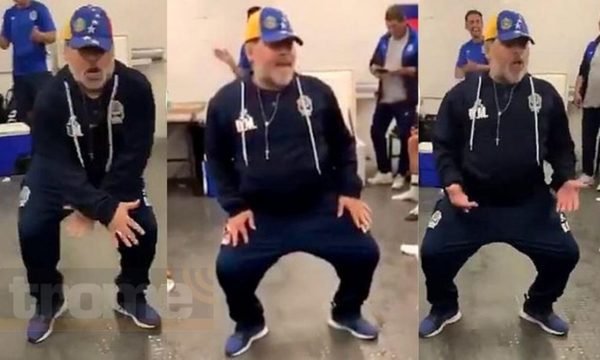El infaltable baile de Maradona tras goleada de Gimnasia