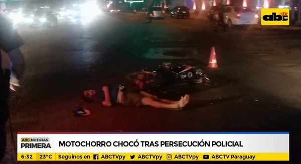 Motochorros sufren grave accidente en plena huida