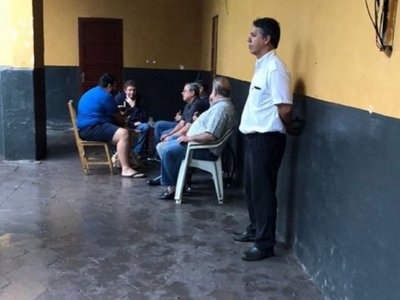 Fijan audiencia preliminar para Óscar González Daher y su hijo