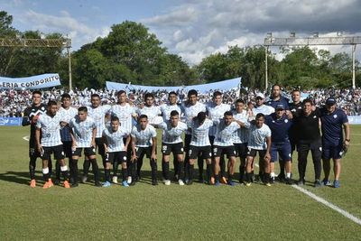 Coronar el ascenso “siendo campeones” - Fútbol - ABC Color