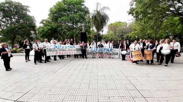 Presidente de Colegio de Abogados reprocha huelga y la califica de ilegal - Nacionales - ABC Color