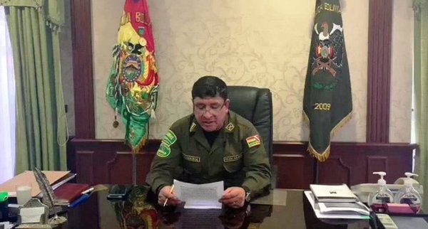 Renunció el comandante de la policía boliviana