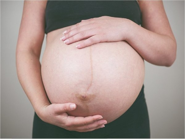 Naciones Unidas: El embarazo adolescente es una fábrica de pobres en Paraguay