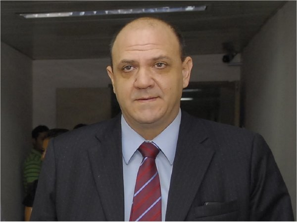 Designan a José González Macchi como asesor ad honórem del Ministerio del Interior
