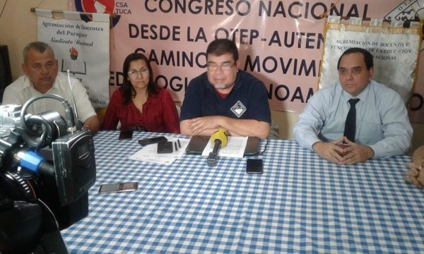 Docentes anuncian nuevas movilizaciones