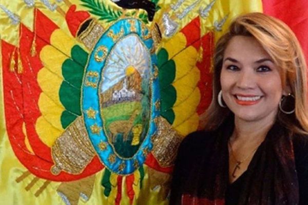 Futura presidenta interina de Bolivia convocará elecciones