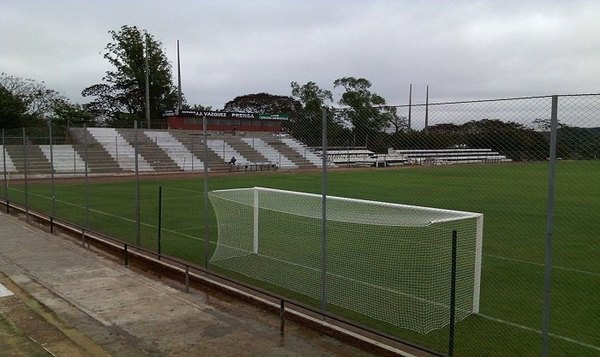 Olimpia se queja del 'pésimo estado' del estadio santaniano